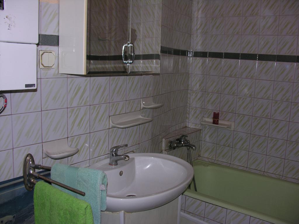 Lviv Of Open Hearts Apartment Room photo