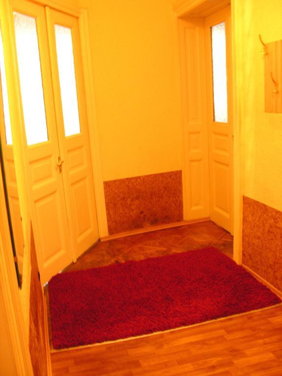 Lviv Of Open Hearts Apartment Room photo